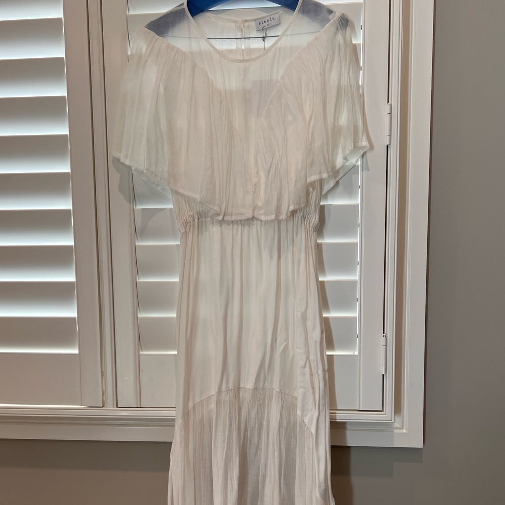 Steele white maxi dress BNWT size S